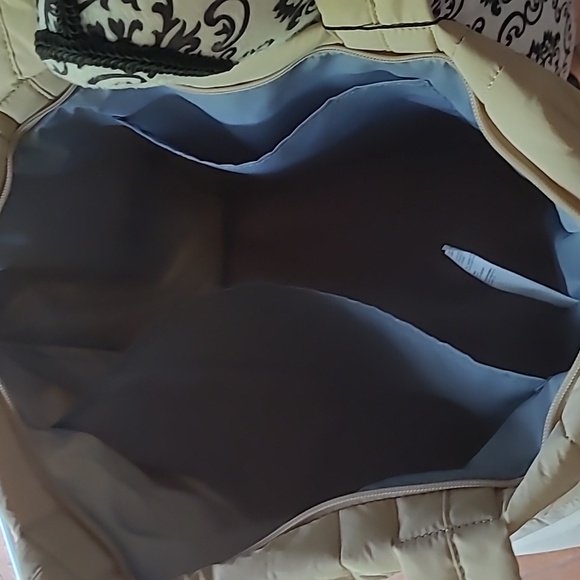 Puma Puffy Tote Bag - Picture 7 of 15